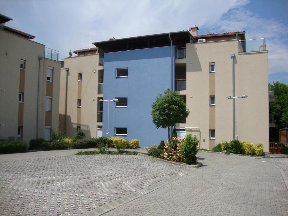 Viola Harmony Apartman Siofok Exterior photo